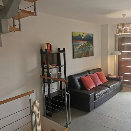 Fully Equipped Modern With A Garage * Ελ Μέντανο